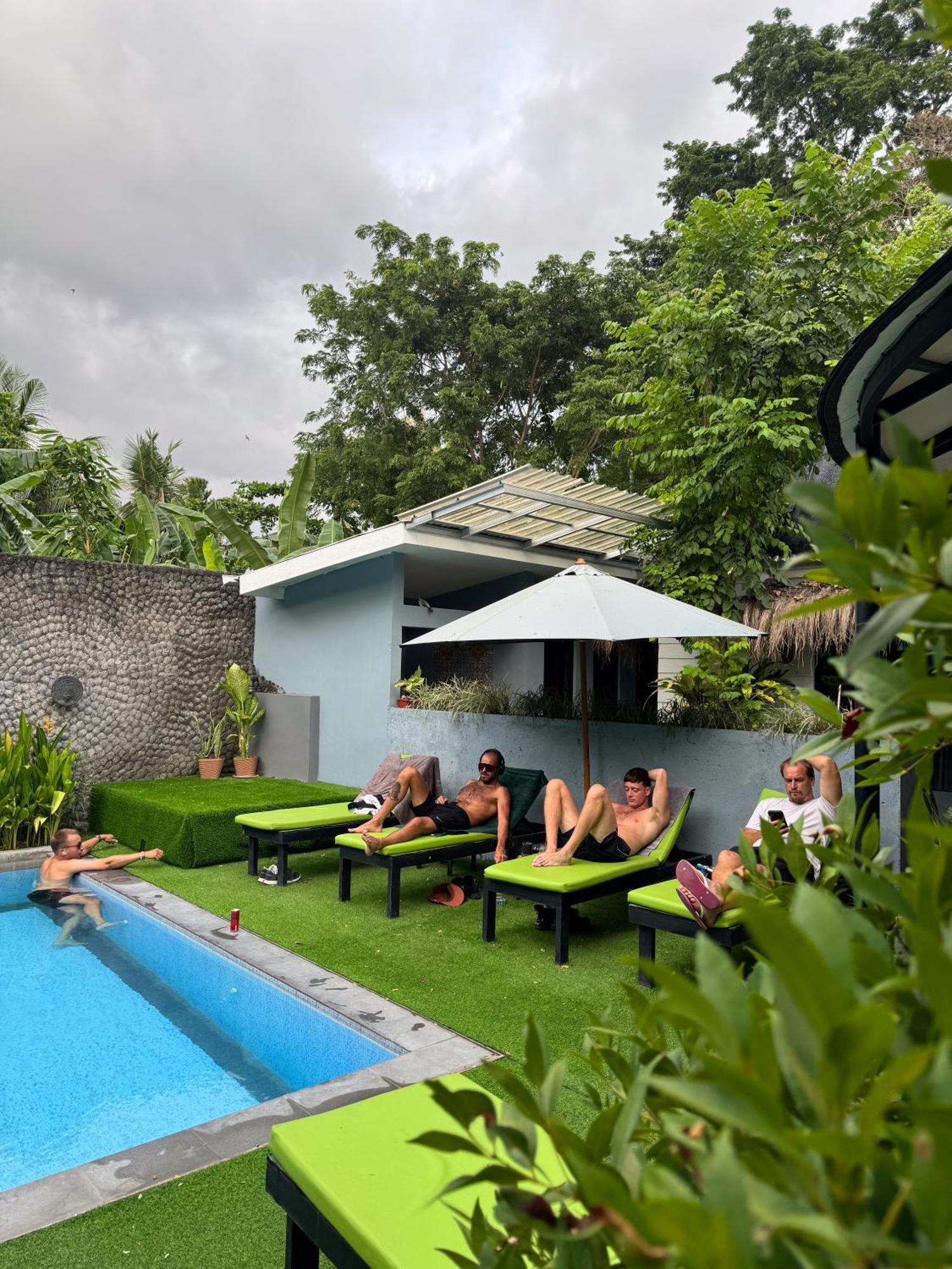 The Jungle Hostel Canggu Εξωτερικό φωτογραφία