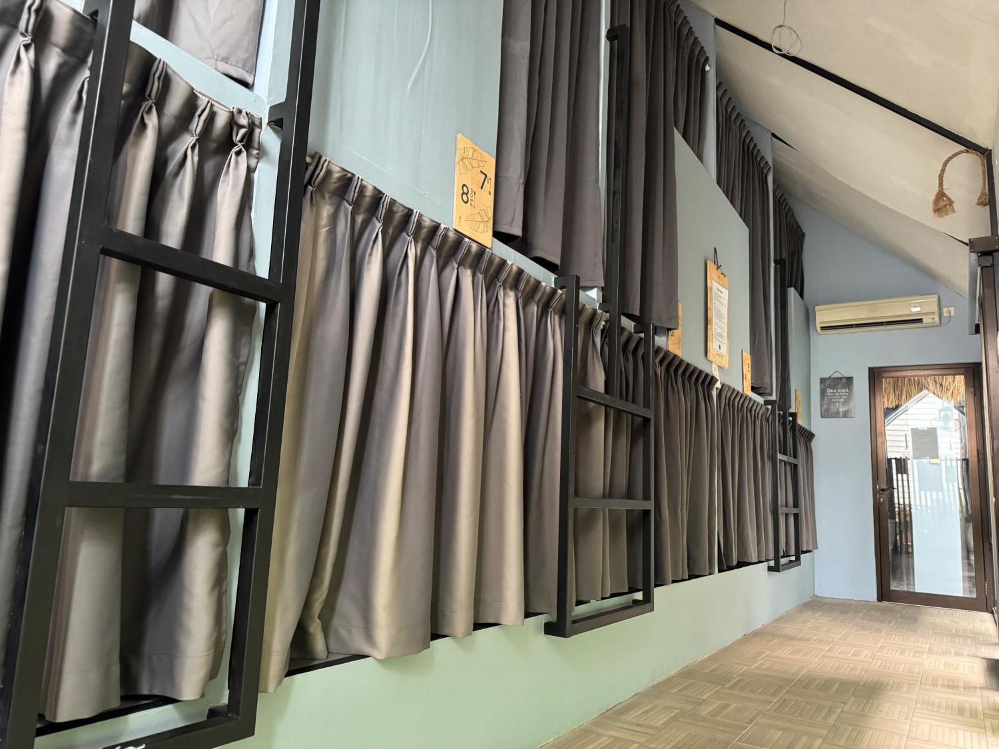 The Jungle Hostel Canggu Εξωτερικό φωτογραφία