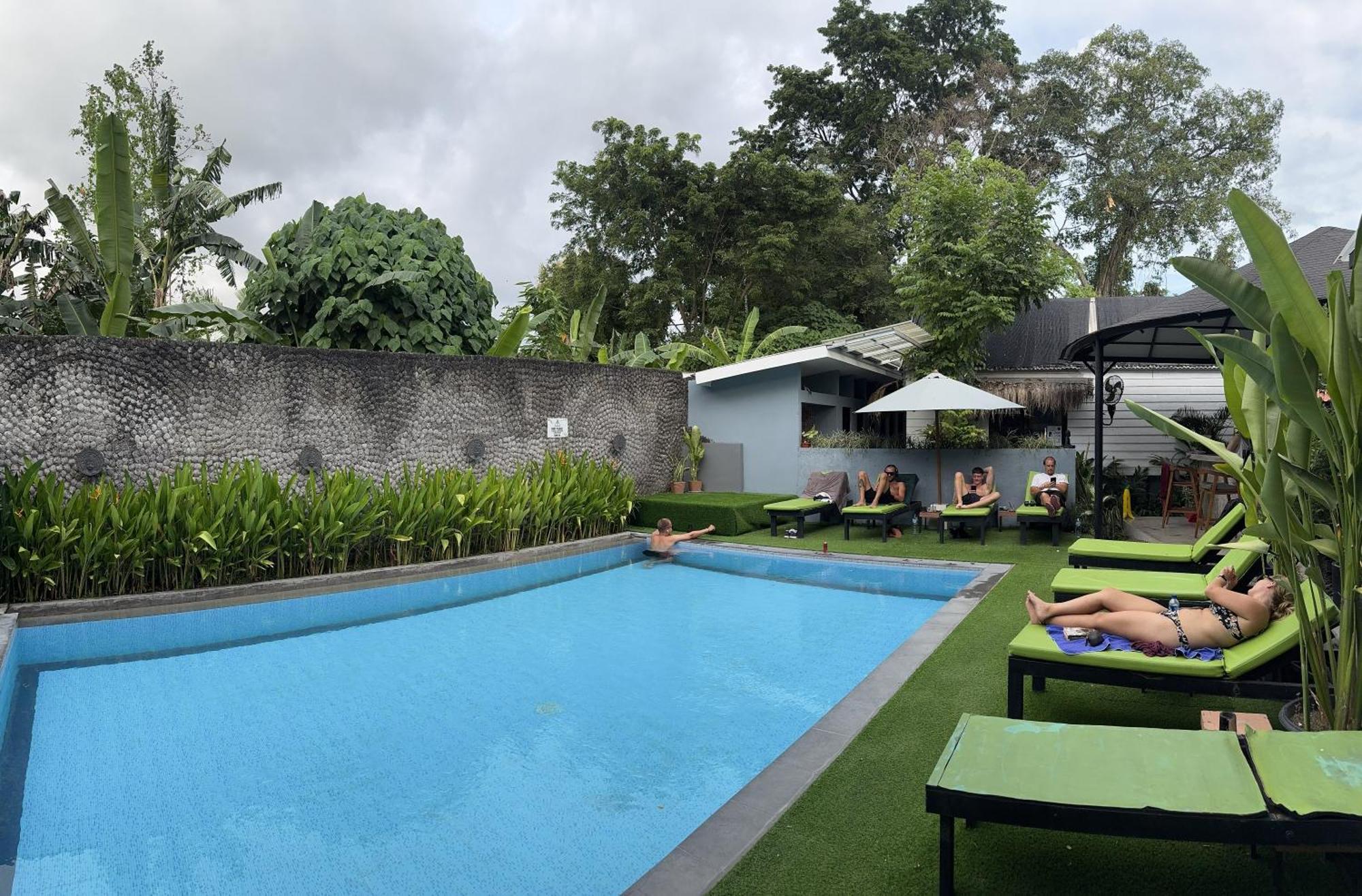 The Jungle Hostel Canggu Εξωτερικό φωτογραφία