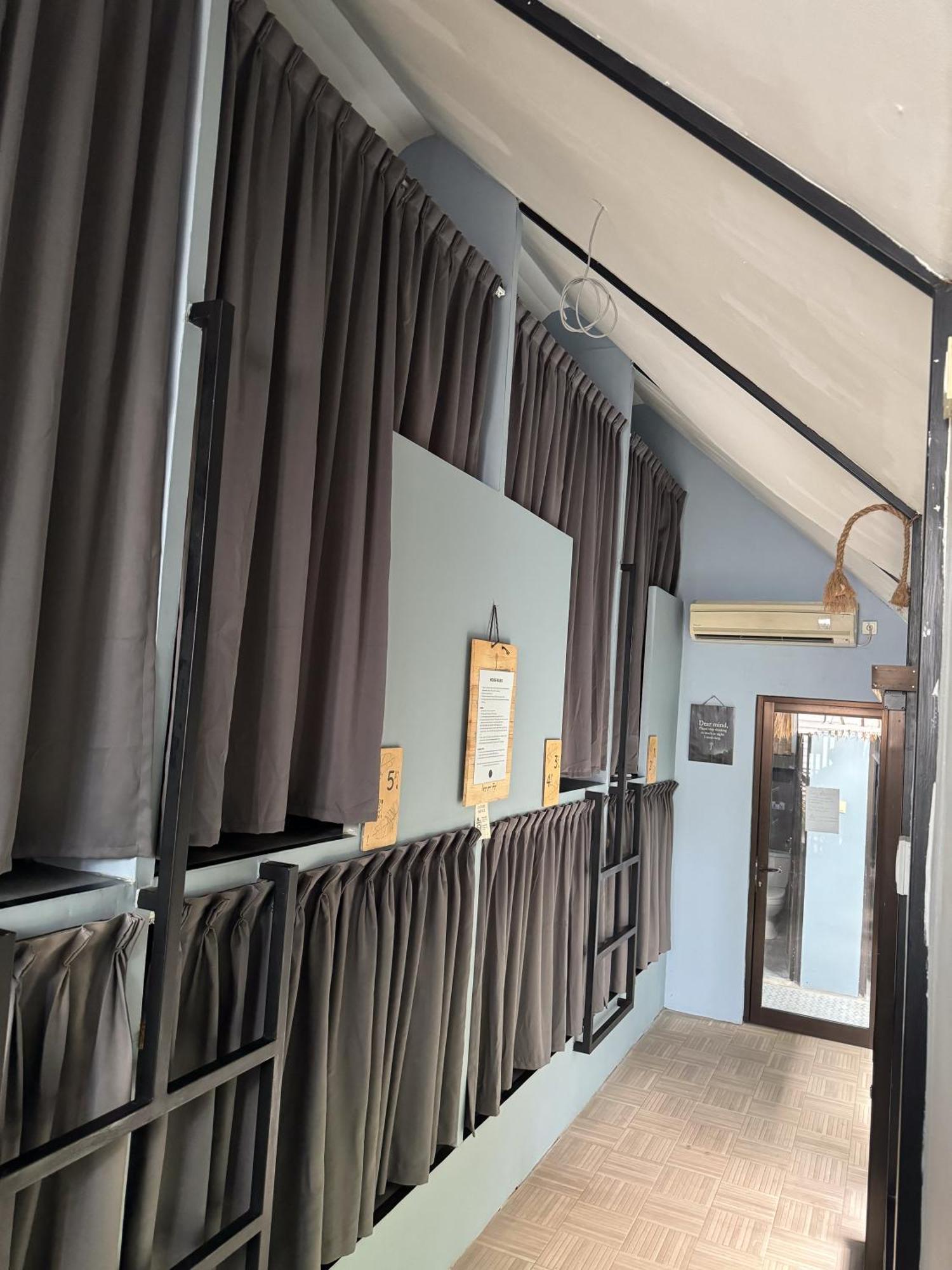 The Jungle Hostel Canggu Εξωτερικό φωτογραφία