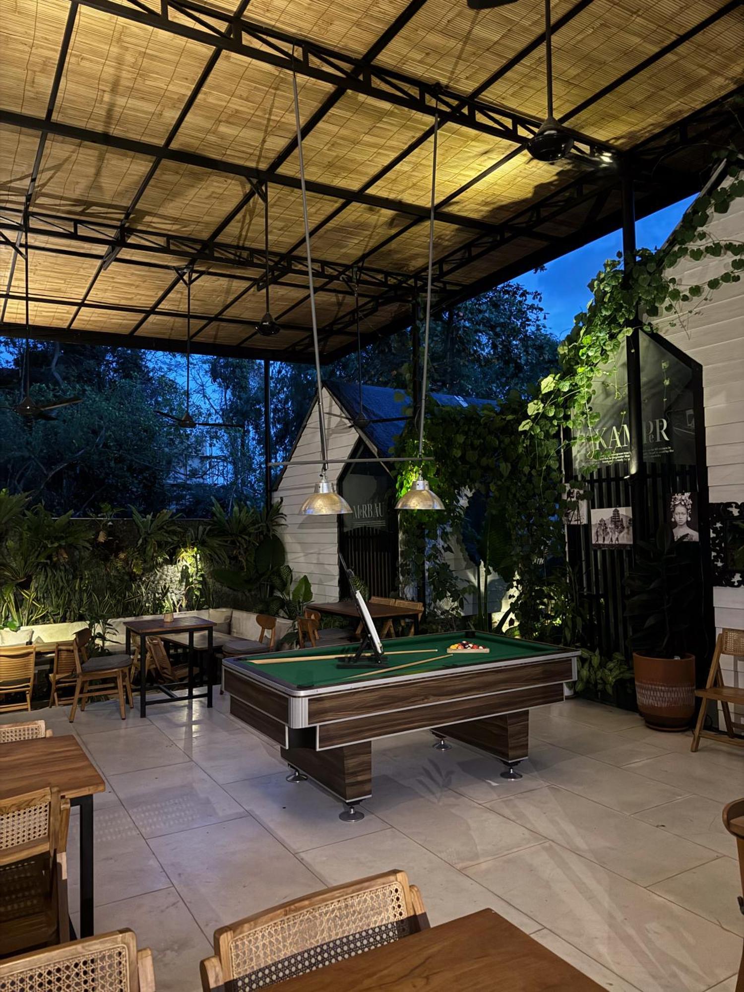 The Jungle Hostel Canggu Εξωτερικό φωτογραφία