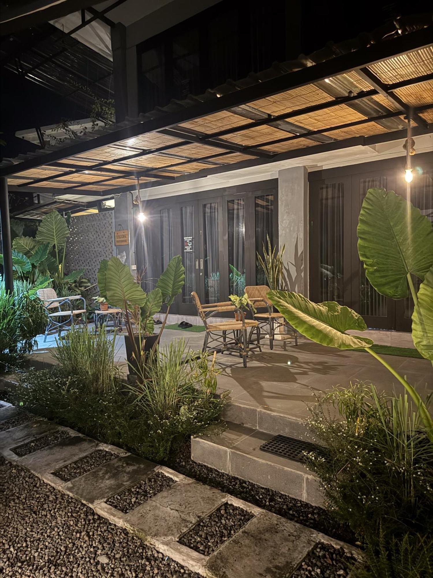 The Jungle Hostel Canggu Εξωτερικό φωτογραφία