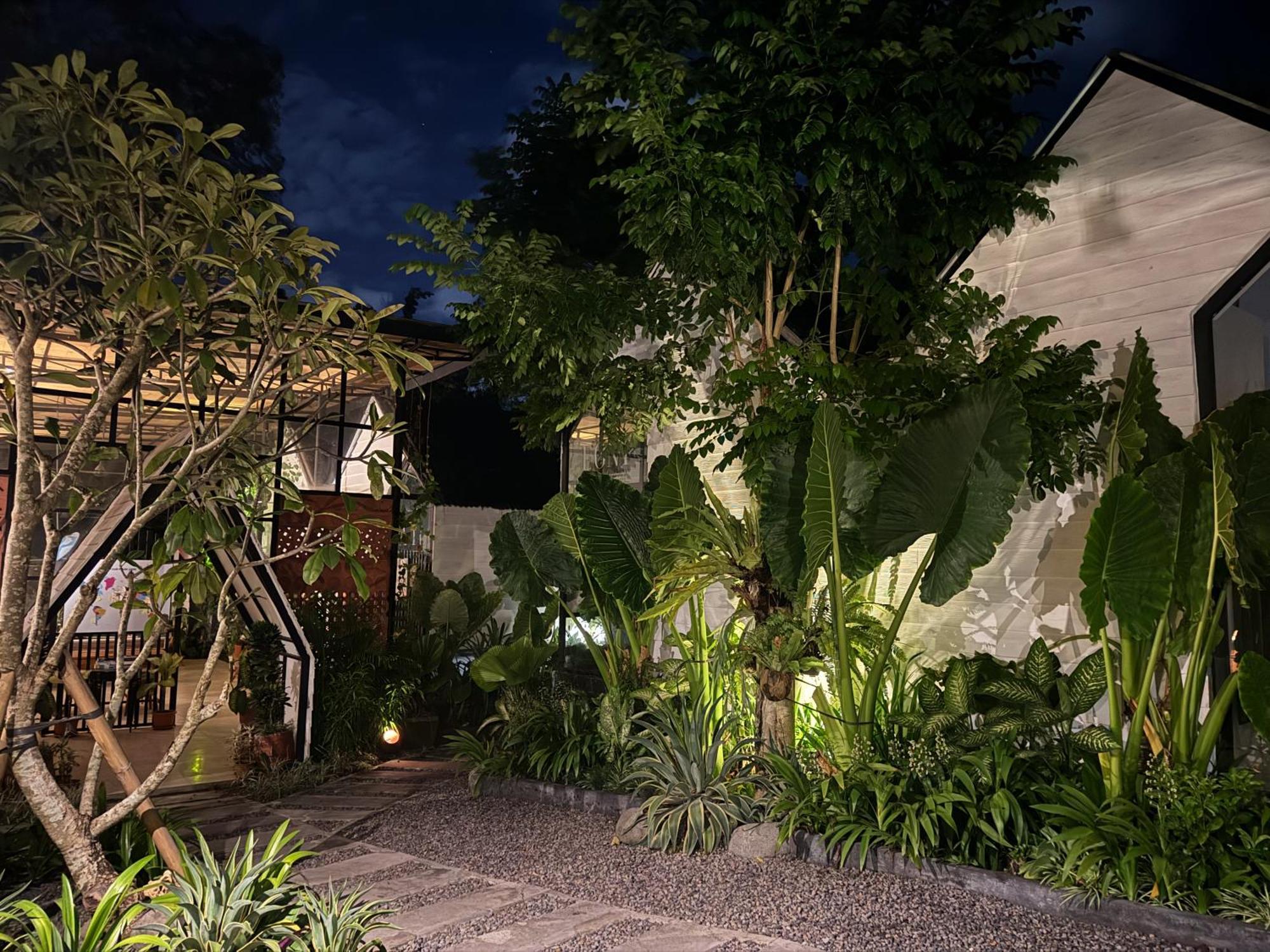 The Jungle Hostel Canggu Εξωτερικό φωτογραφία