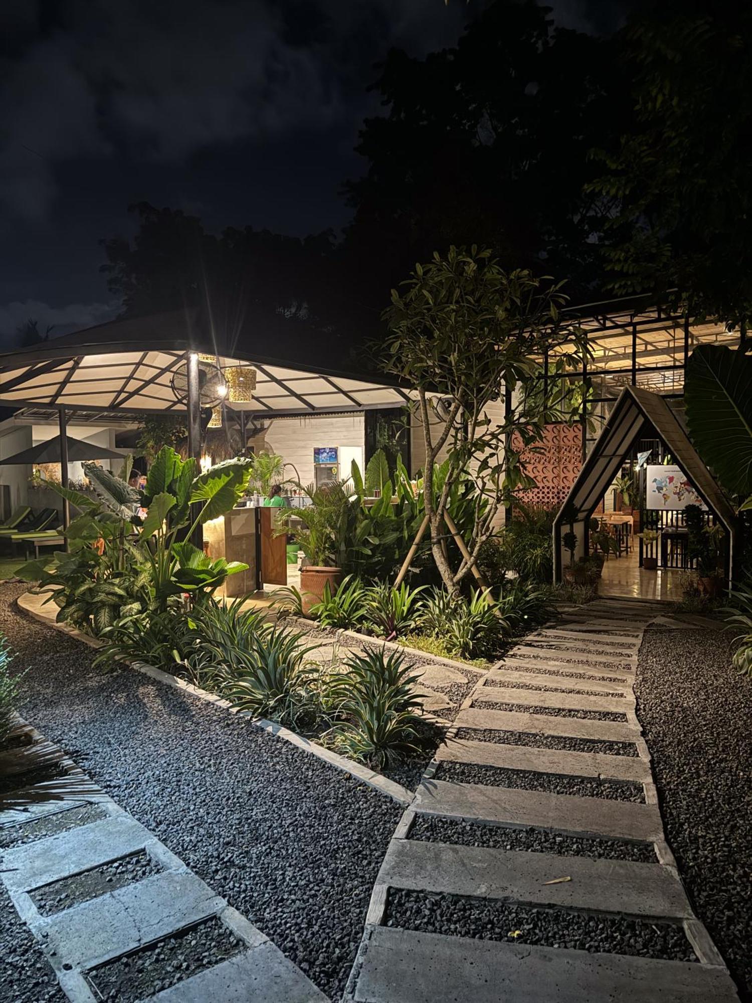 The Jungle Hostel Canggu Εξωτερικό φωτογραφία